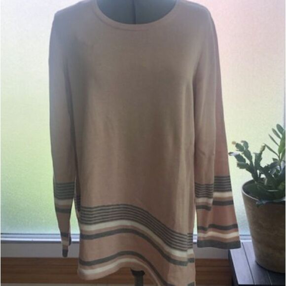 Calvin Klein Women's Sweater - Pink and Gray - Picture 1 of 4